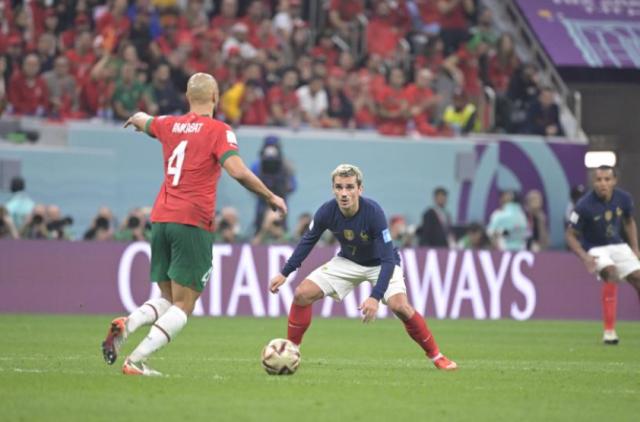 Bet365体育集团-【人物】上下翻飞的格子，蓝军连入决赛的关键棋子