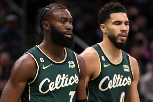 Bet365体育-斯马特：库里会用各种方式挑战你 塔图姆是MVP