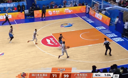 Bet365体育集团-杜锋：四川降温了 但全场座无虚席能感受到大家对于广东热爱和支持