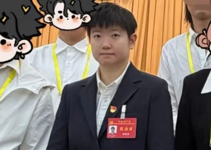 Bet365体育-队长和小组长:强者无需对标,荣耀自有回响|王楚钦|国乒|梁靖崑|马龙|中国乒乓球队_新浪体育_新浪新闻
